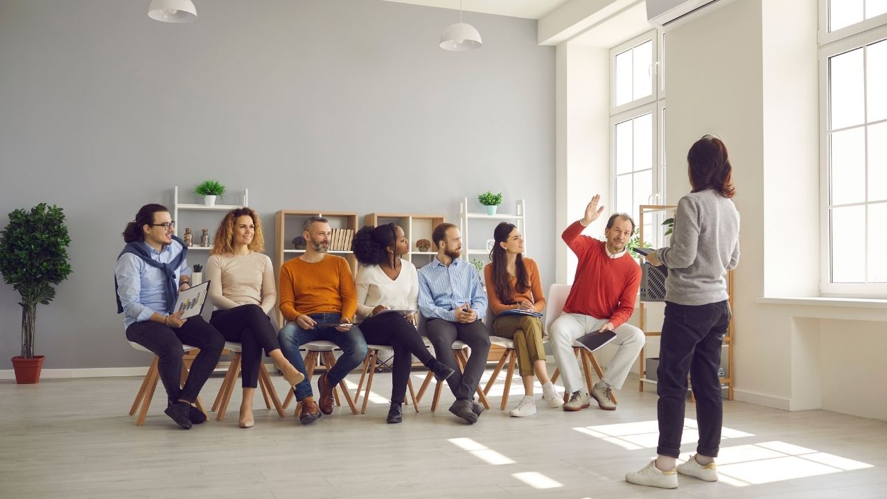 Communication as a Cornerstone in Leadership Coaching